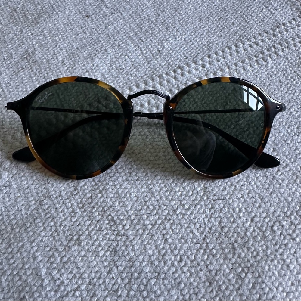Ray-Ban Tortoise Shell Sunglasses